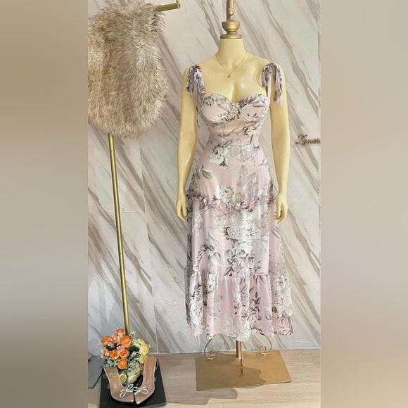 Padded Maxi Flowy Dress - Picture 1 of 1